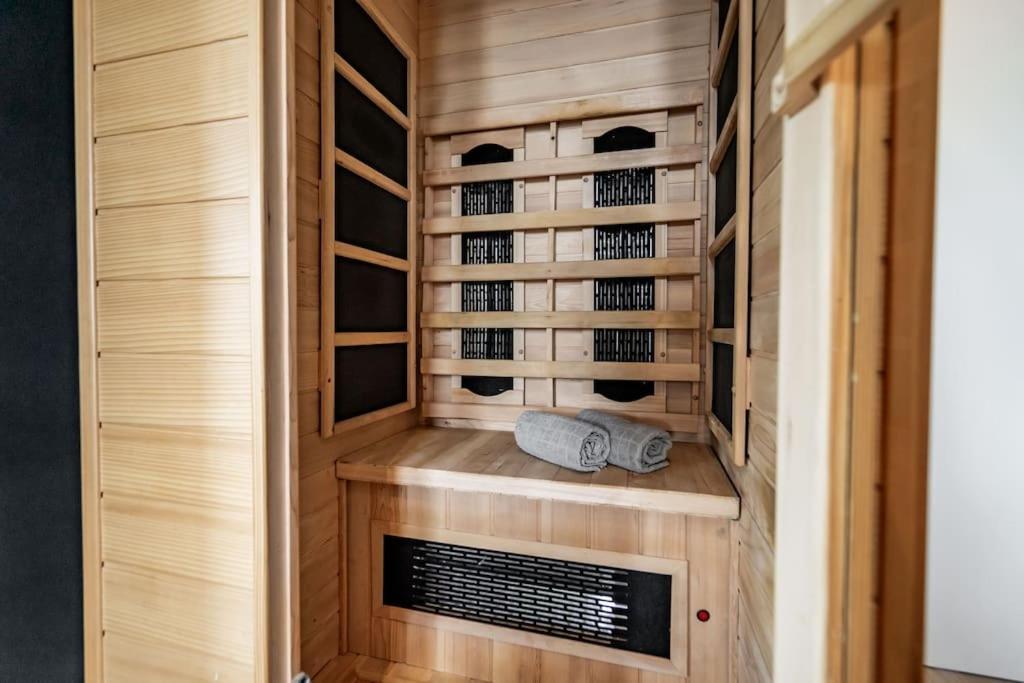 La Suite Ara, Avec Sauna Liège Zewnętrze zdjęcie